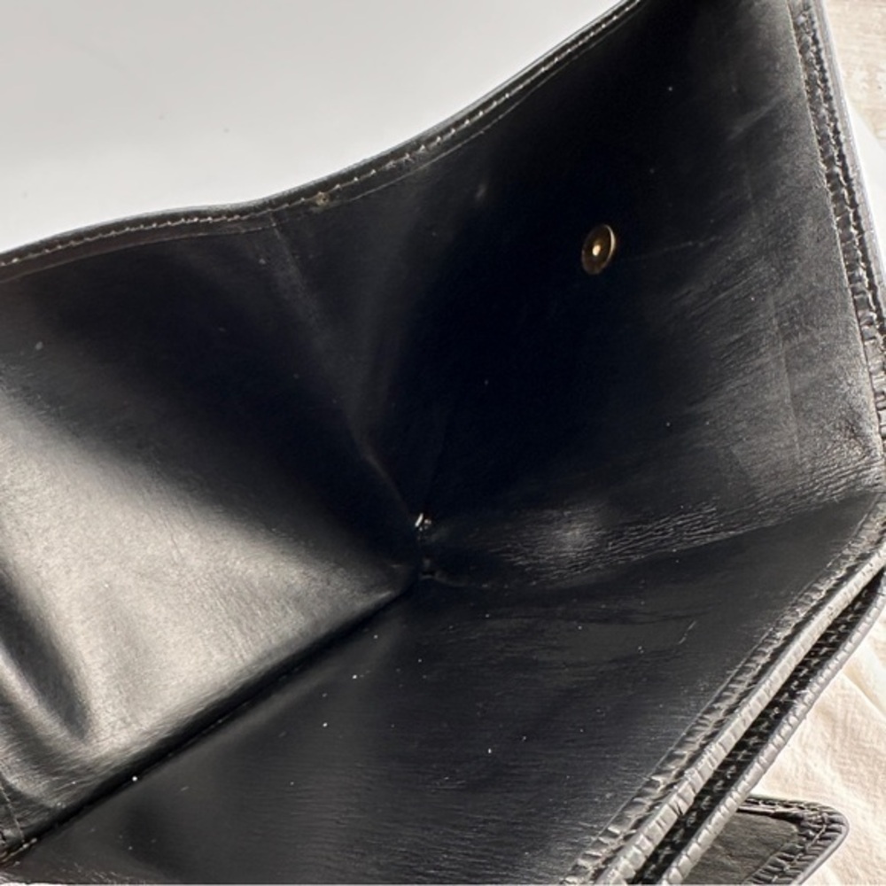 AUTHENTIC Louis Vuitton Marco Wallet. Black. - Picture 4 of 16